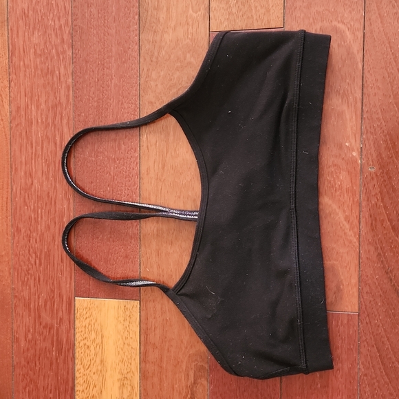 Lululemon flow y bra - Picture 1 of 3
